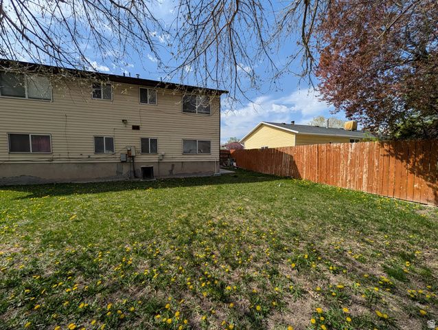 3067 S MAXINE ST, West Valley City, UT 84120