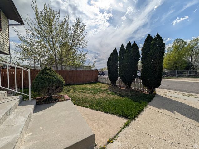 3067 S MAXINE ST, West Valley City, UT 84120