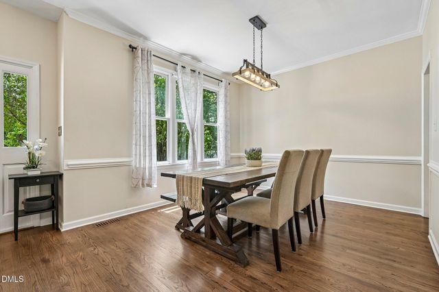 412 W Ballentine Street, Holly Springs, NC 27540