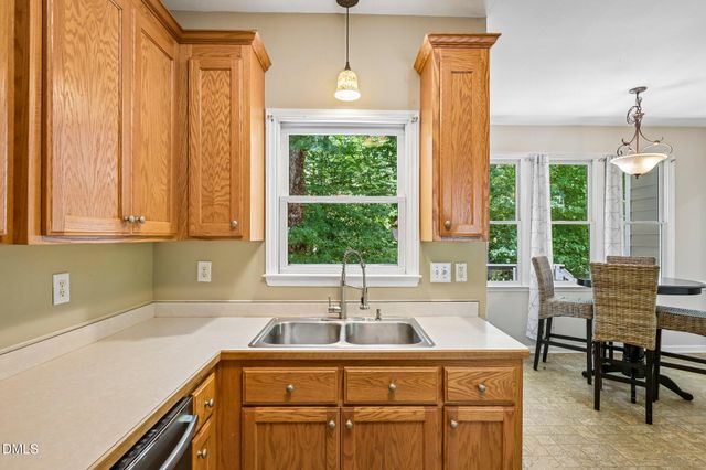 412 W Ballentine Street, Holly Springs, NC 27540