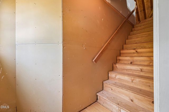 412 W Ballentine Street, Holly Springs, NC 27540