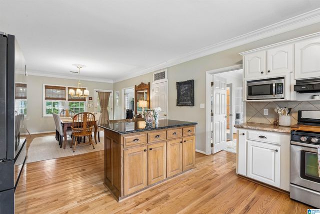 102 HIGHWAY 25 E, Columbiana, AL 35051