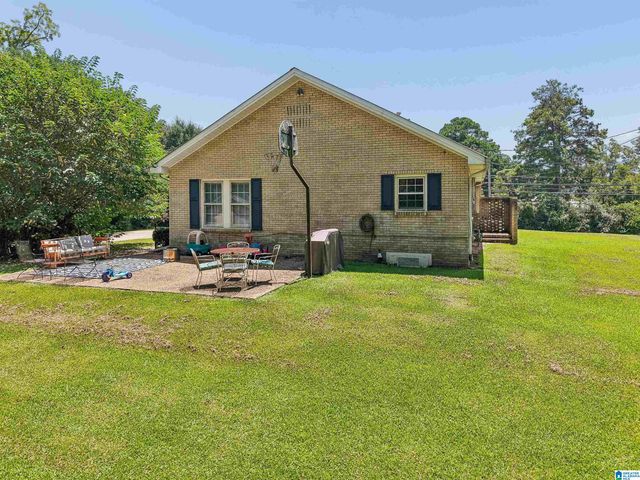 102 HIGHWAY 25 E, Columbiana, AL 35051