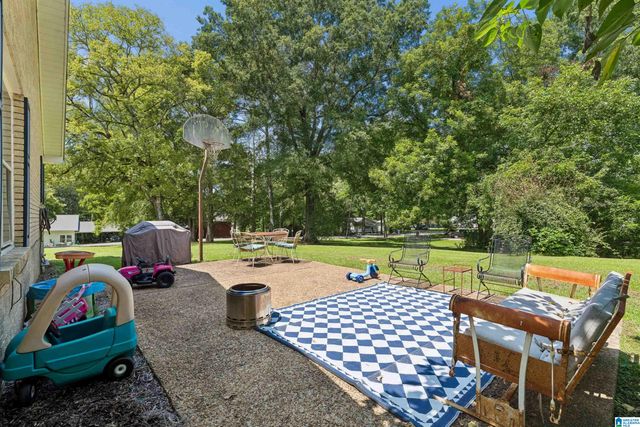 102 HIGHWAY 25 E, Columbiana, AL 35051
