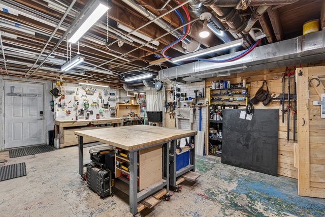 39700 N Dilleys Road, Wadsworth, IL 60083