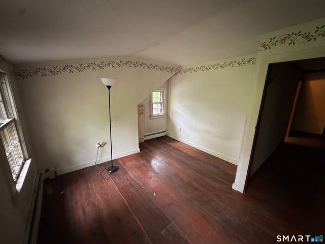 34 Buick Avenue, Milford, CT 06460