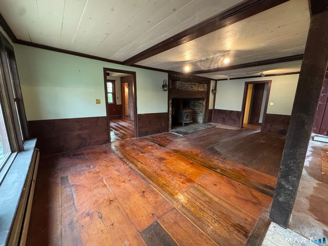 34 Buick Avenue, Milford, CT 06460
