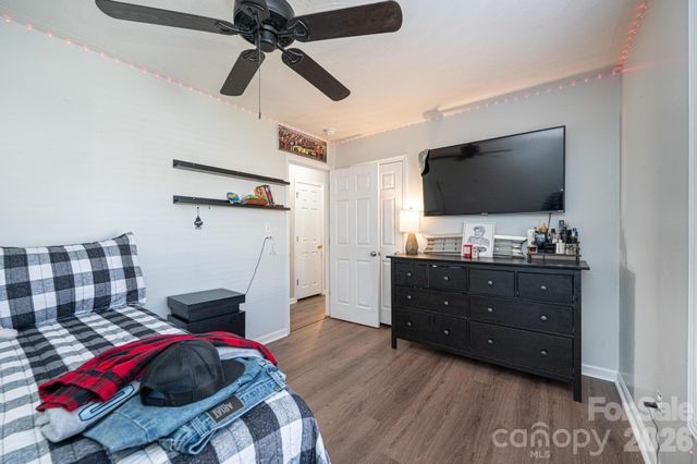 1355 Millrace Drive, Conover, NC 28613