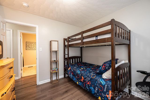 1355 Millrace Drive, Conover, NC 28613