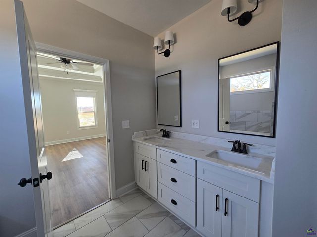 211 Serenity Court, Byron, GA 31008