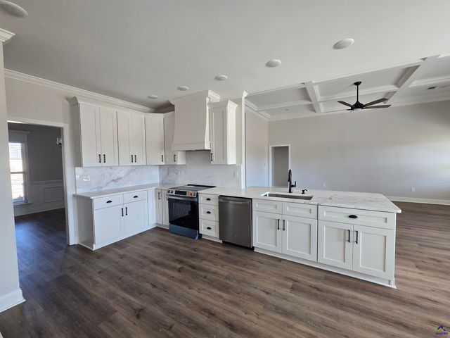 211 Serenity Court, Byron, GA 31008