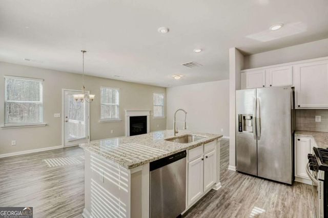 626 Royal Crest Court, Canton, GA 30115