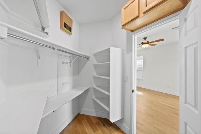544 Ayinger LN, Austin, TX 78728