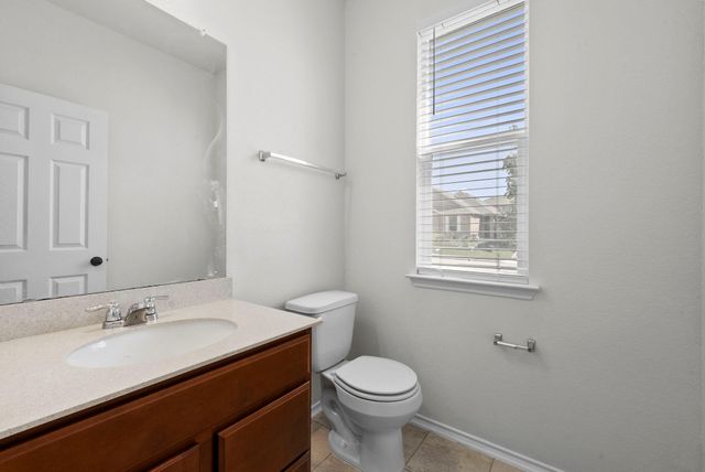 544 Ayinger LN, Austin, TX 78728