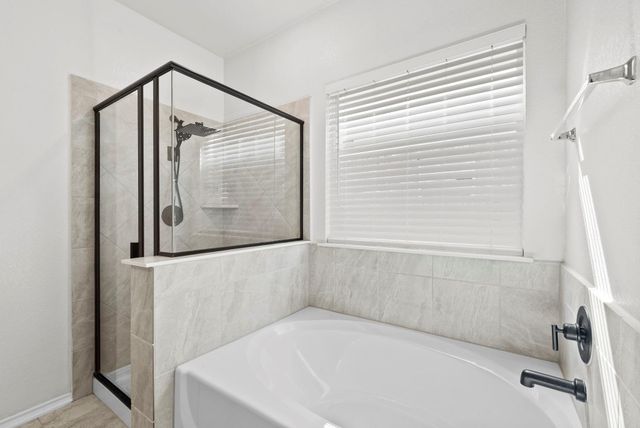 544 Ayinger LN, Austin, TX 78728
