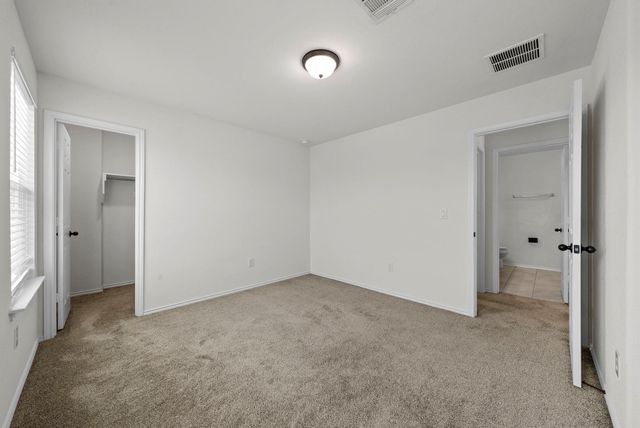 544 Ayinger LN, Austin, TX 78728