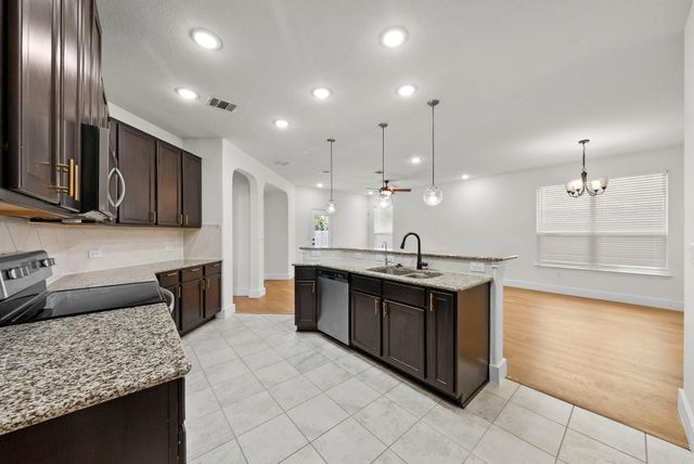 544 Ayinger LN, Austin, TX 78728