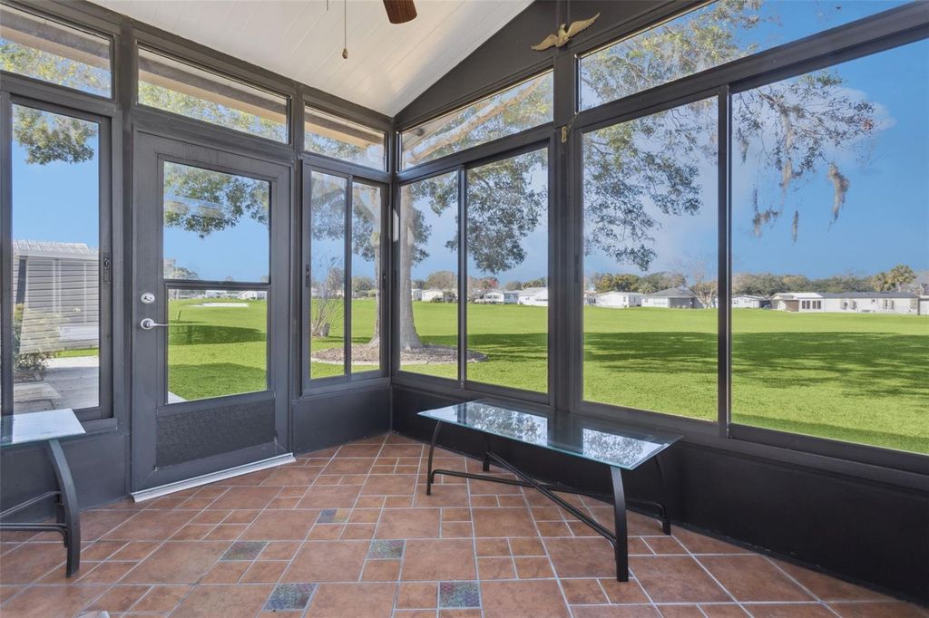 Image 18 of property listing at 1612 E SCHWARTZ BOULEVARD, Lady Lake, FL 32159