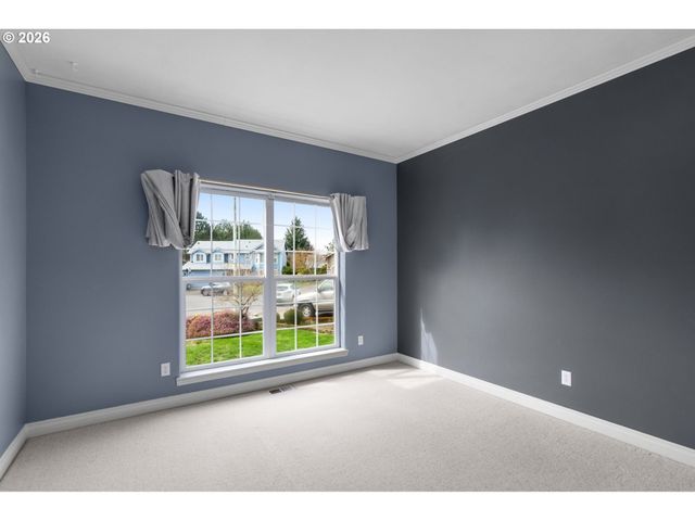 703 E STONECREEK Dr, La Center, WA 98629