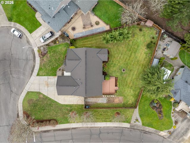 703 E STONECREEK Dr, La Center, WA 98629