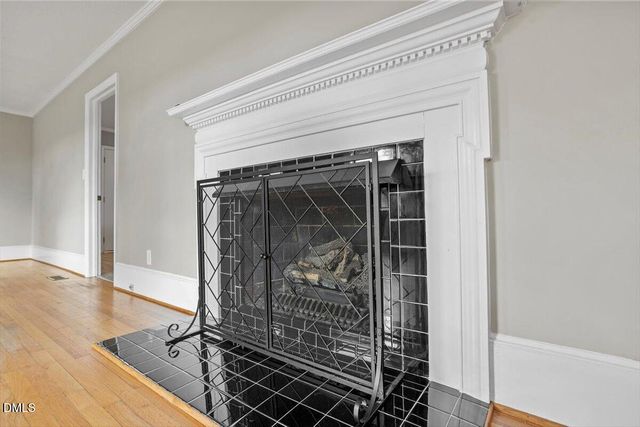 606 W Harnett Street, Benson, NC 27504