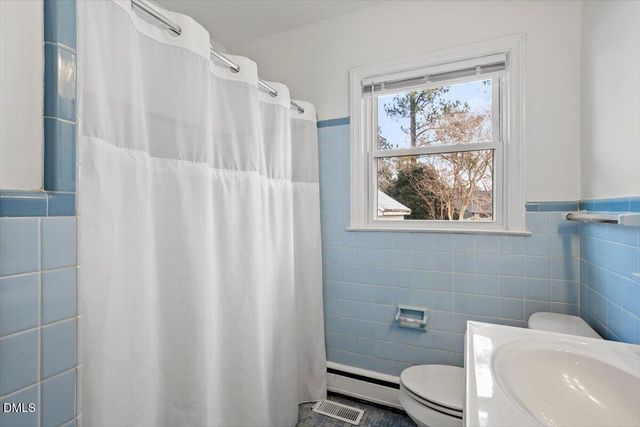 606 W Harnett Street, Benson, NC 27504