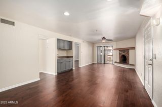 3031 N CIVIC CENTER Plaza 229, Scottsdale, AZ 85251