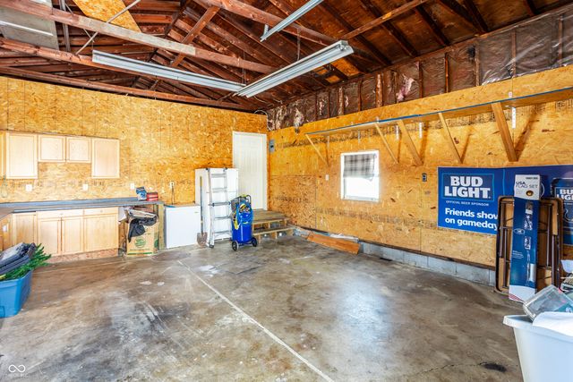 7860 W 600 S, Tipton, IN 46072