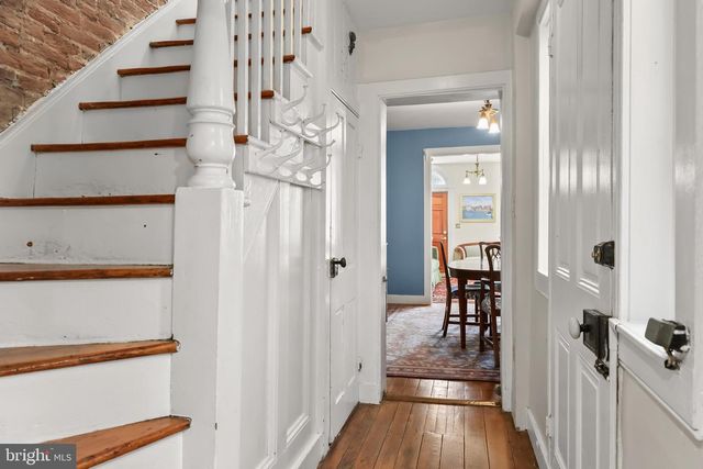 30 E HENRIETTA ST, Baltimore, MD 21230