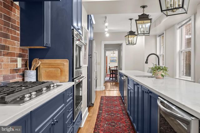 30 E HENRIETTA ST, Baltimore, MD 21230