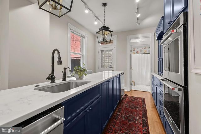 30 E HENRIETTA ST, Baltimore, MD 21230