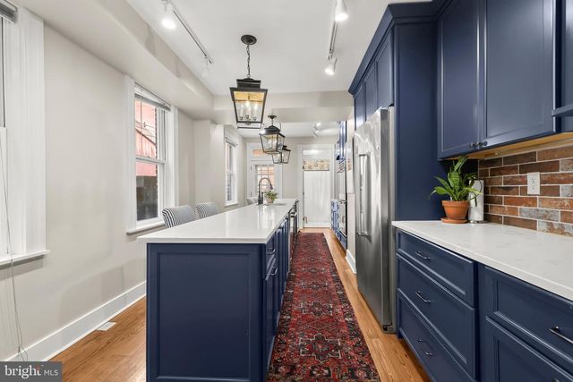 30 E HENRIETTA ST, Baltimore, MD 21230