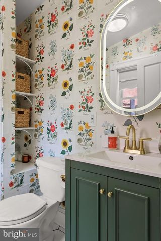30 E HENRIETTA ST, Baltimore, MD 21230