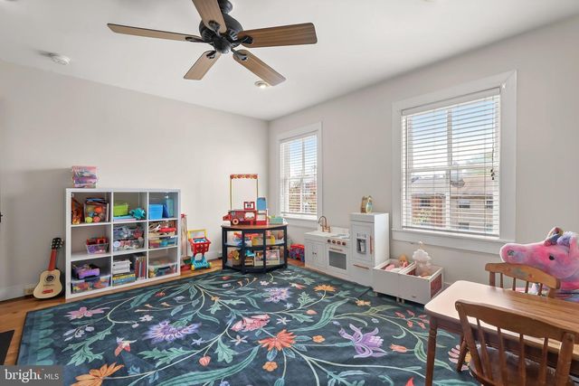 30 E HENRIETTA ST, Baltimore, MD 21230