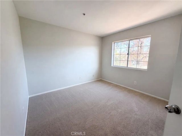 2565 W Fairview Drive, Rialto, CA 92377