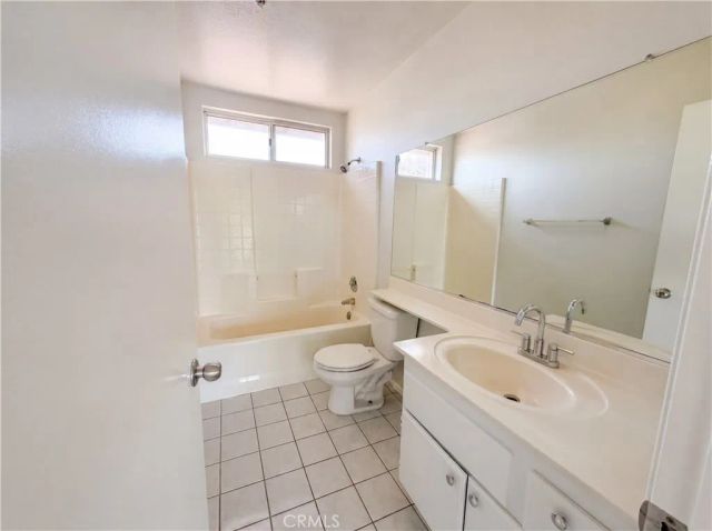 2565 W Fairview Drive, Rialto, CA 92377