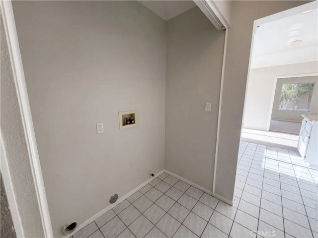 2565 W Fairview Drive, Rialto, CA 92377
