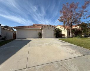 2565 W Fairview Drive, Rialto, CA 92377