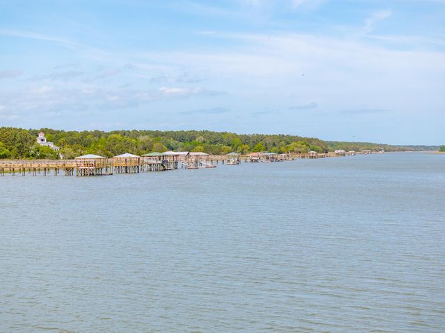 8042 Mariners Landing, Awendaw, SC 29429