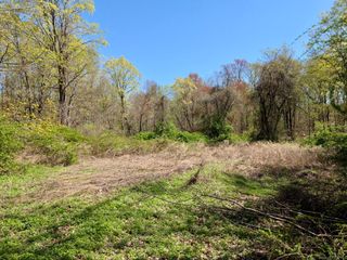 147 Middle River Road, Danbury, CT 06811