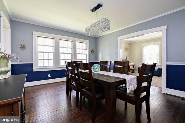 12 MOORE AVE, Barrington, NJ 08007