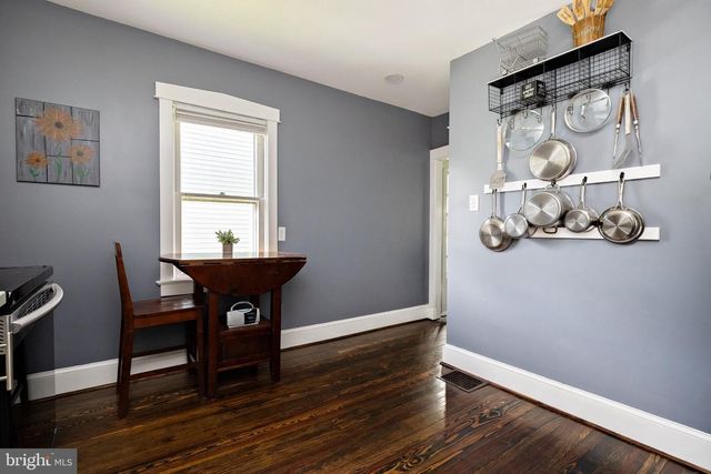 12 MOORE AVE, Barrington, NJ 08007