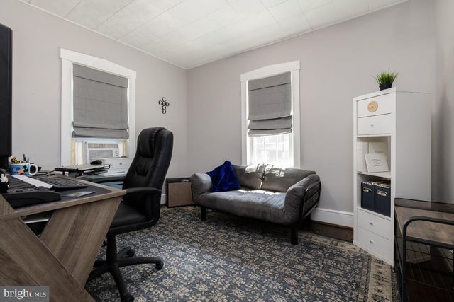 12 MOORE AVE, Barrington, NJ 08007