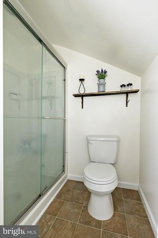 12 MOORE AVE, Barrington, NJ 08007