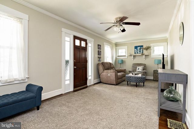 12 MOORE AVE, Barrington, NJ 08007