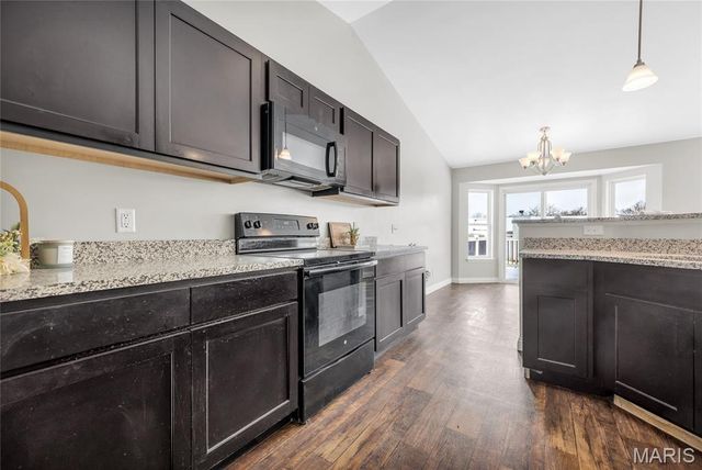 711 Talon Drive, Wright City, MO 63390