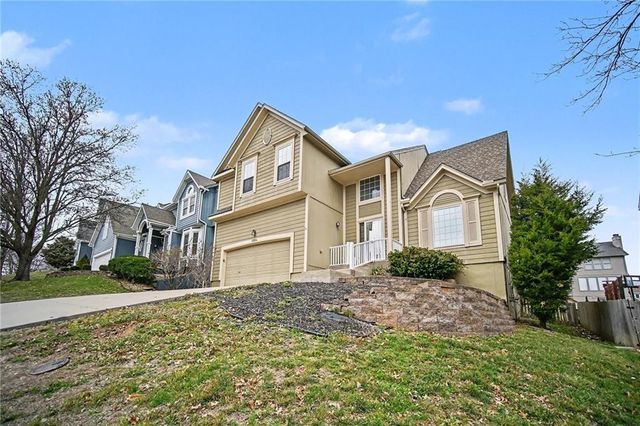 13924 W 71st Place, Shawnee, KS 66216