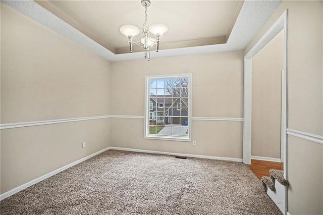 13924 W 71st Place, Shawnee, KS 66216