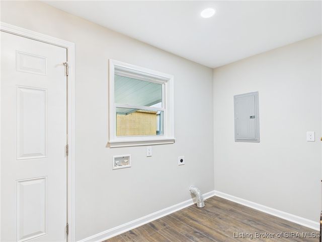 135 Spring Street, Charlestown, IN 47111