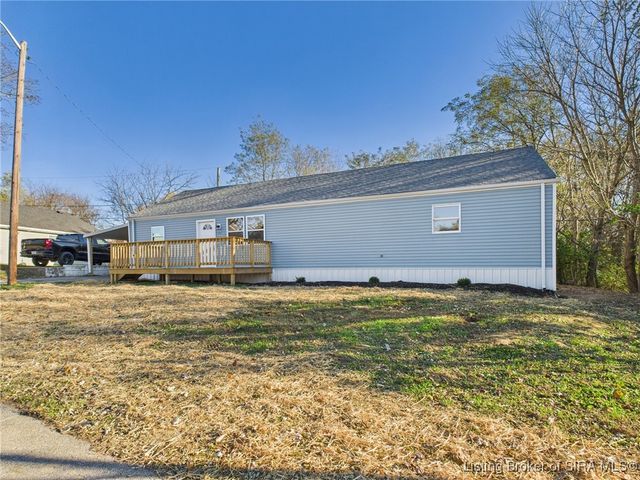 135 Spring Street, Charlestown, IN 47111